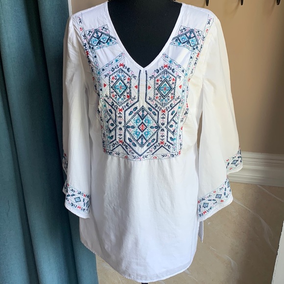 NWOT CHICO’S Cotton Embroidered Tunic Sz0 = 4-6  LOOKS BIGGER! - Picture 1 of 8